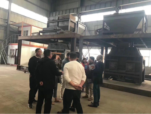 歡迎孟加拉國(guó)客戶(hù)來(lái)廠(chǎng)里參觀(guān)考察混凝土攪拌站